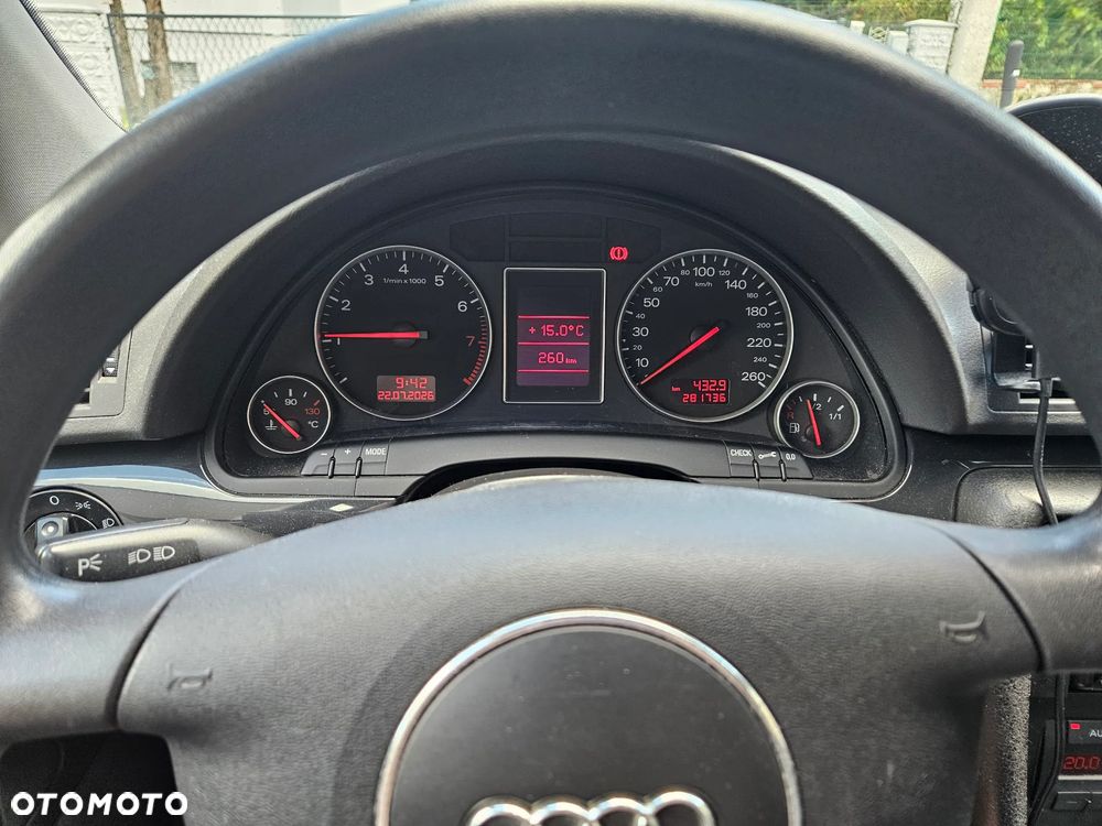 Audi A4 Limousine - 7