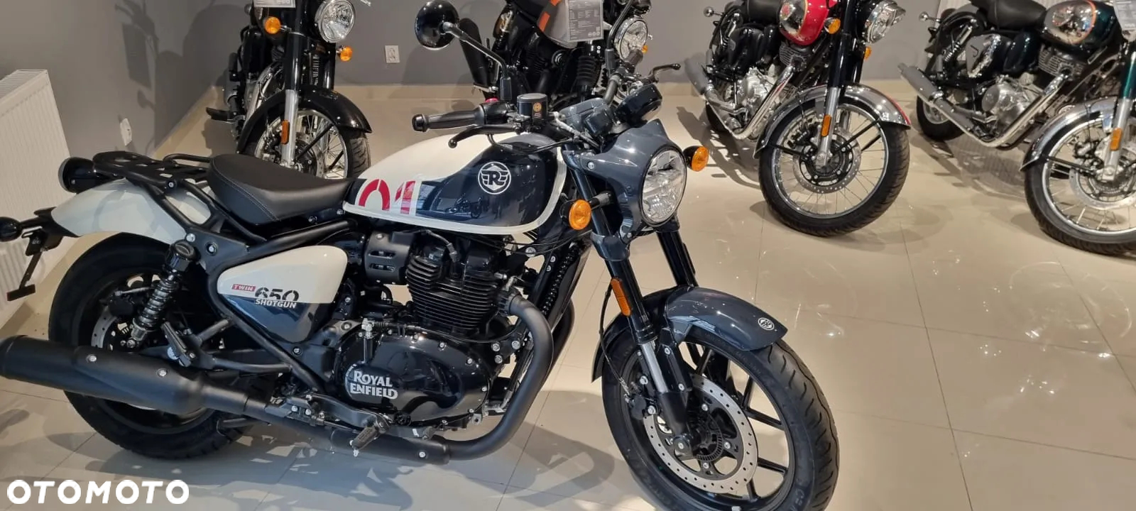 Royal Enfield Shotgun - 13