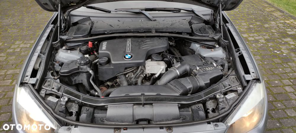 BMW X1 sDrive20i - 11