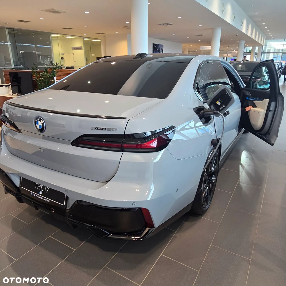 BMW i7 105.7kWh xDrive60 M Sport - 13