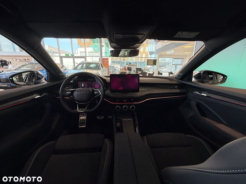 Skoda Superb 2.0 TSI Sportline DSG - 9