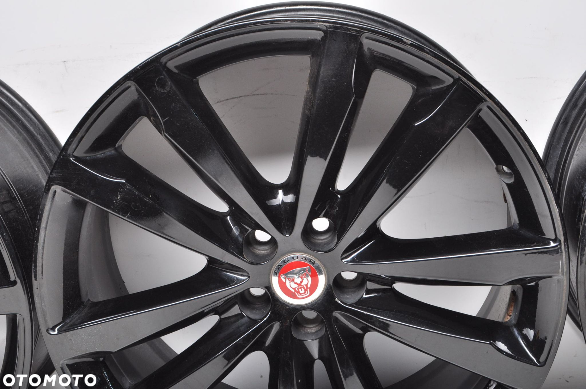 JAGUAR  FELGI ALUMINIOWE HK8M-1007-GA 20" 8.5J 5X108 ET45 - 4