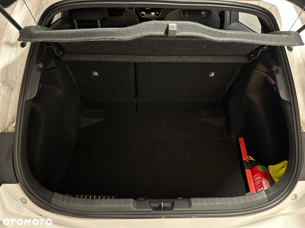Toyota Corolla 1.2 T Active - 9