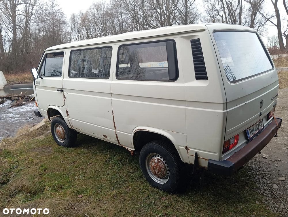 Volkswagen Transporter - 9