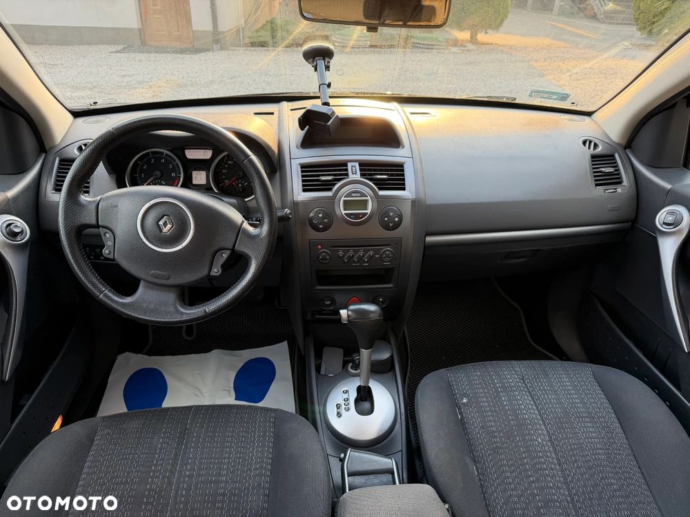 Renault Megane - 8