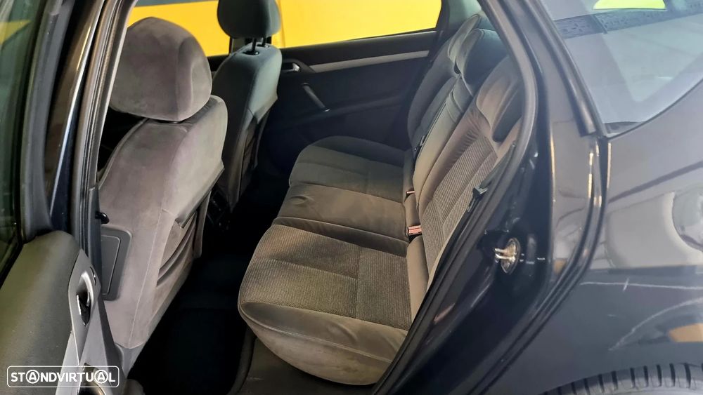 Peugeot 407 SW HDi 110 - 8
