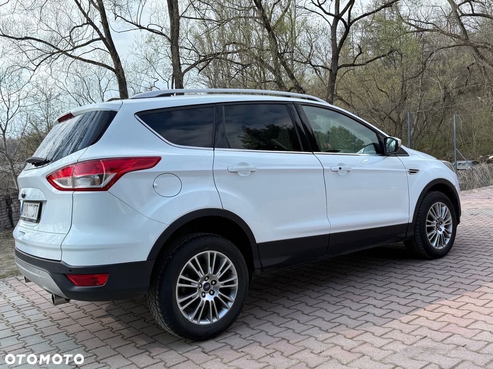 Ford Kuga 2.0 TDCi 4x4 Titanium - 24