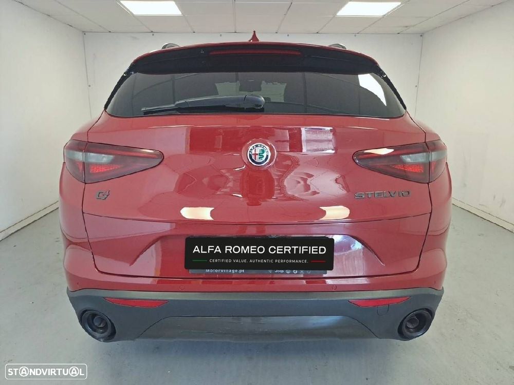 Alfa Romeo Stelvio 2.2 D B-Tech AT8 Q4 - 4