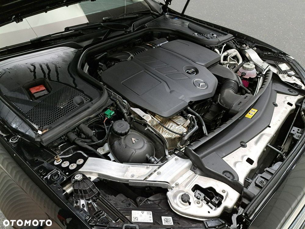 Mercedes-Benz Klasa E - 19