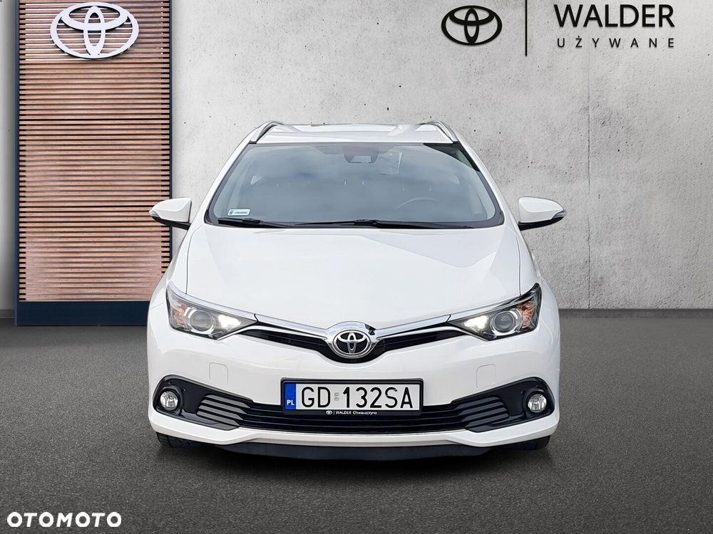 Toyota Auris 1.4 D-4D Premium - 8