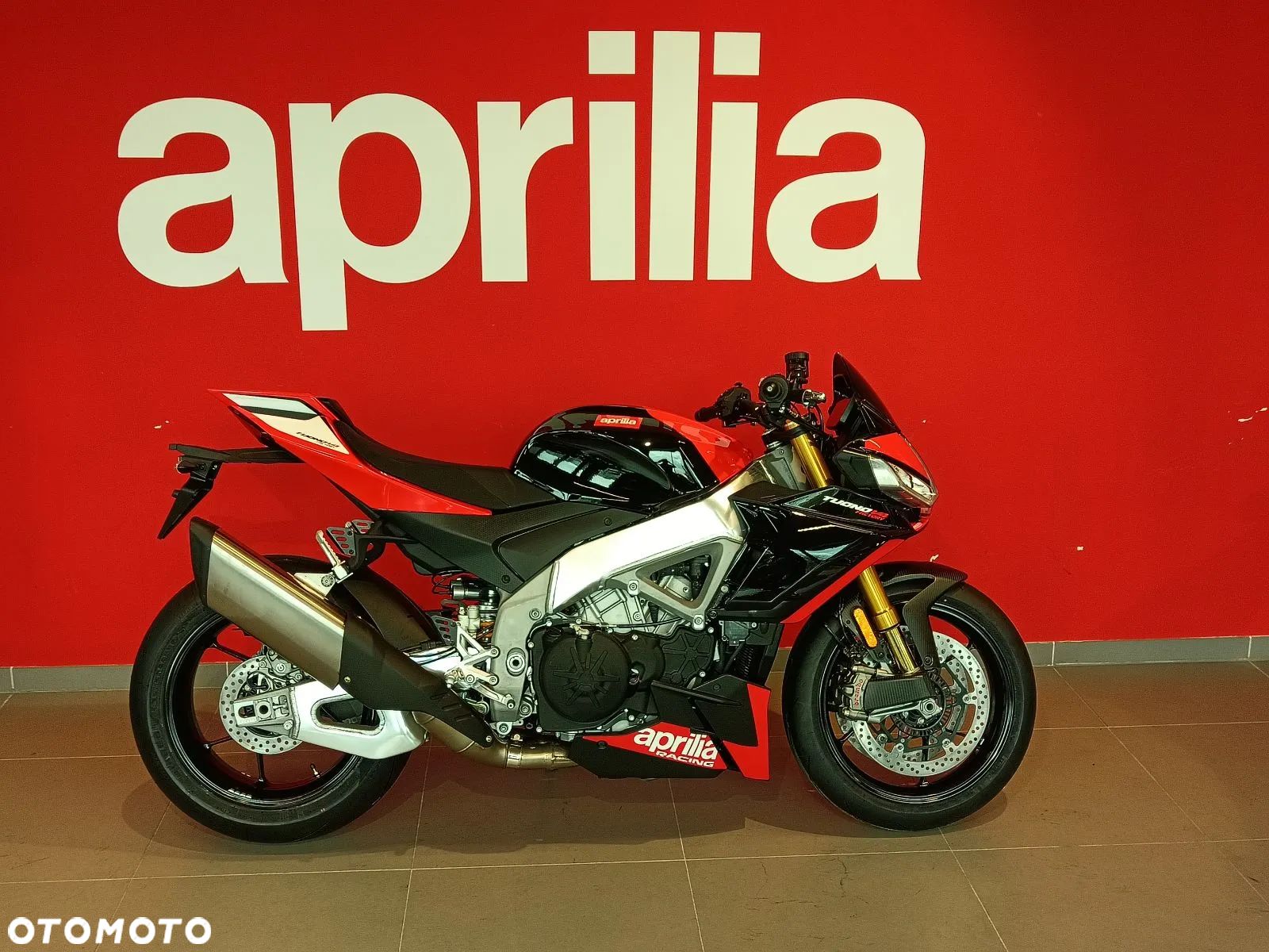 Aprilia Tuono - 1
