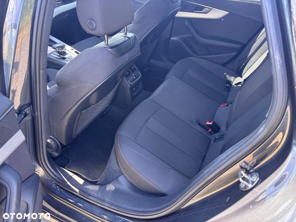 Audi A4 Avant 40 TFSI mHEV Quattro S tronic - 18