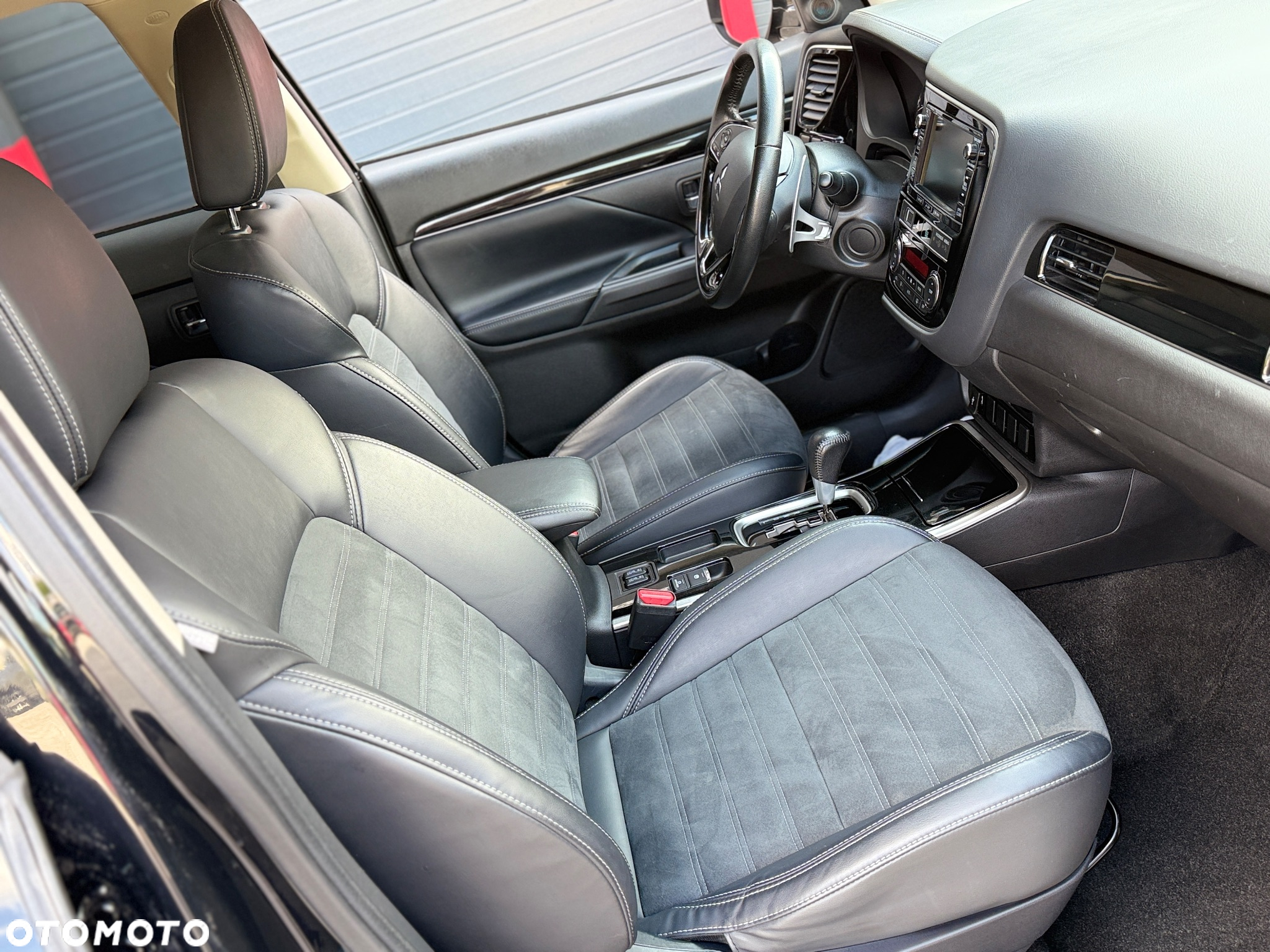 Mitsubishi Outlander 2.0 2WD CVT Diamant Edition+ - 13