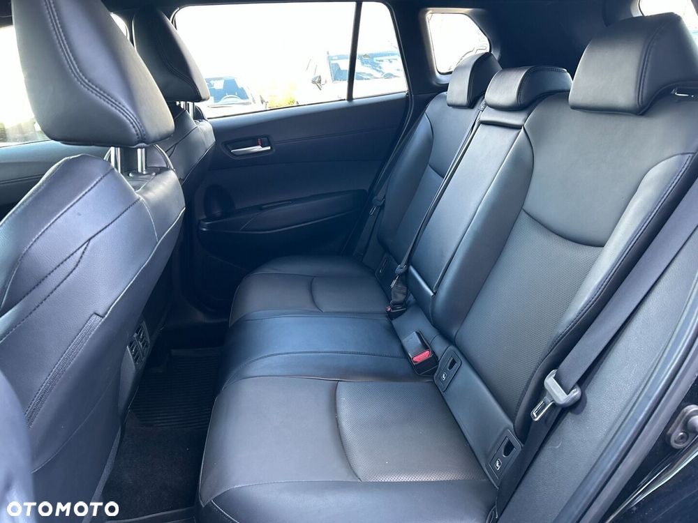 Toyota Corolla Cross 2.0 Hybrid Executive AWD - 25
