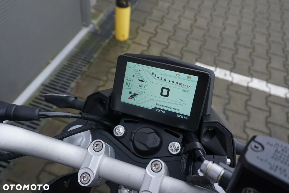 QJMOTOR SRK 125S - 8