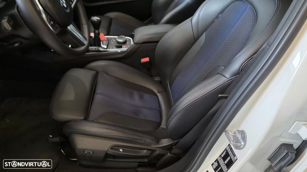 BMW 116 d Pack M - 34