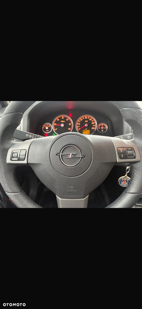 Opel Vectra 1.9 CDTI Sport / GTS - 15