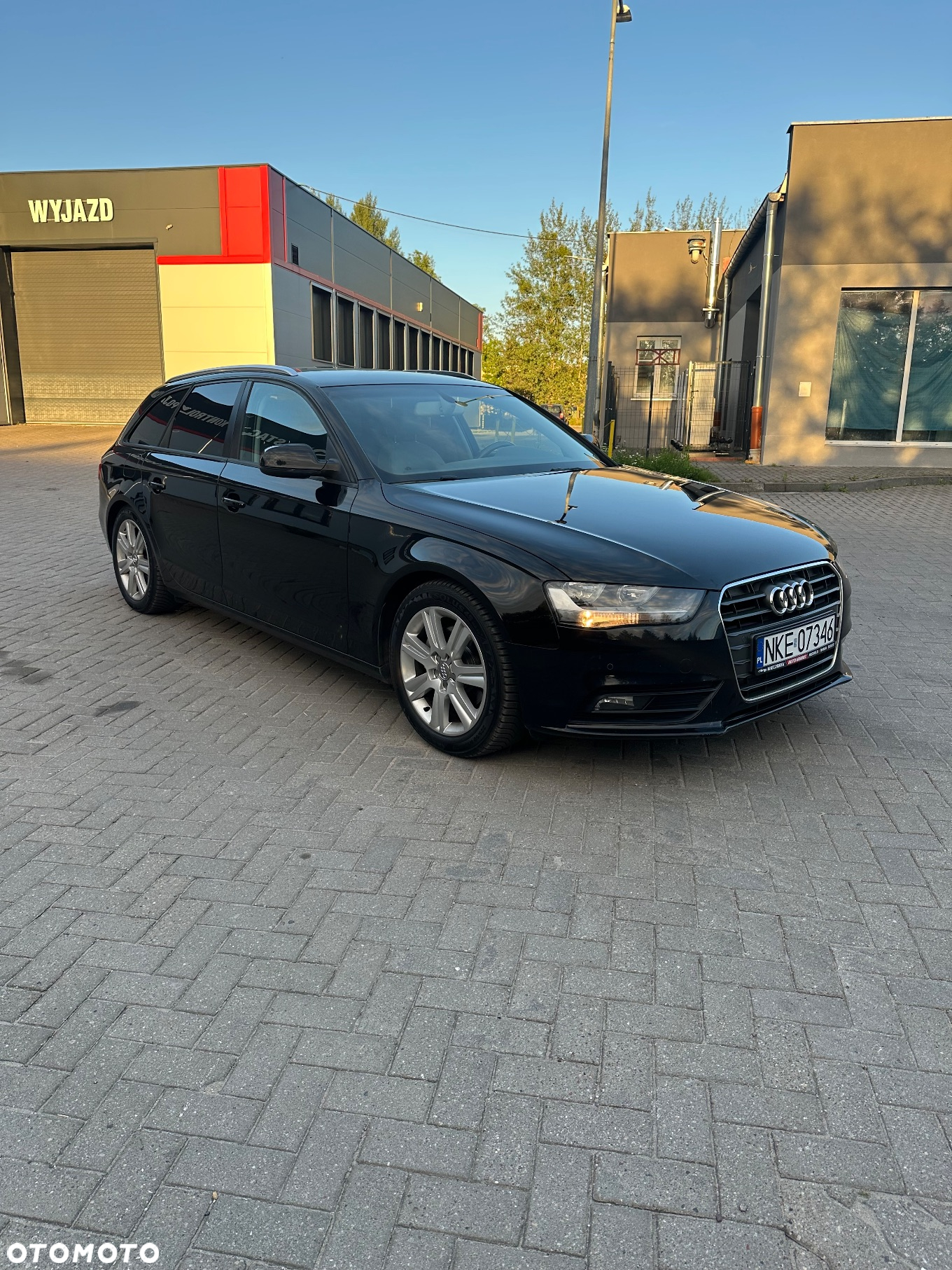 Audi A4 ver-2-0-tdi-112g-dpf-ambiente - 12
