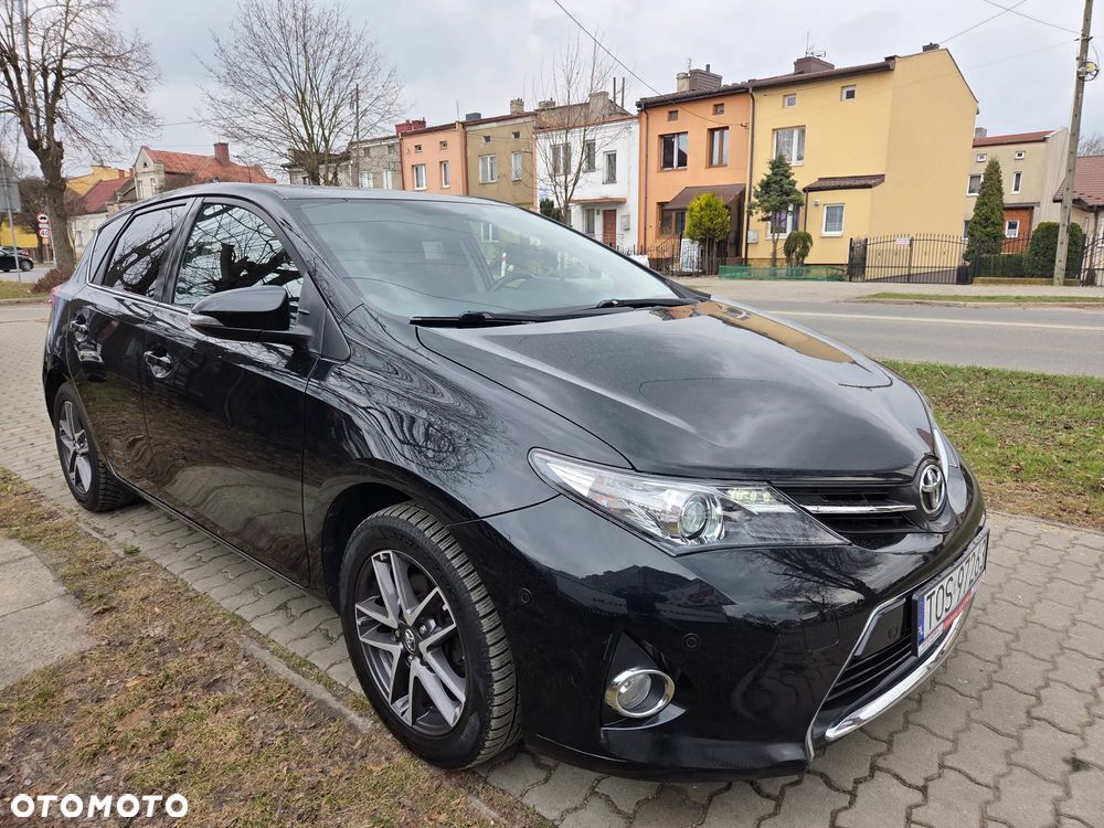 Toyota Auris 1.6 Premium Start - 3