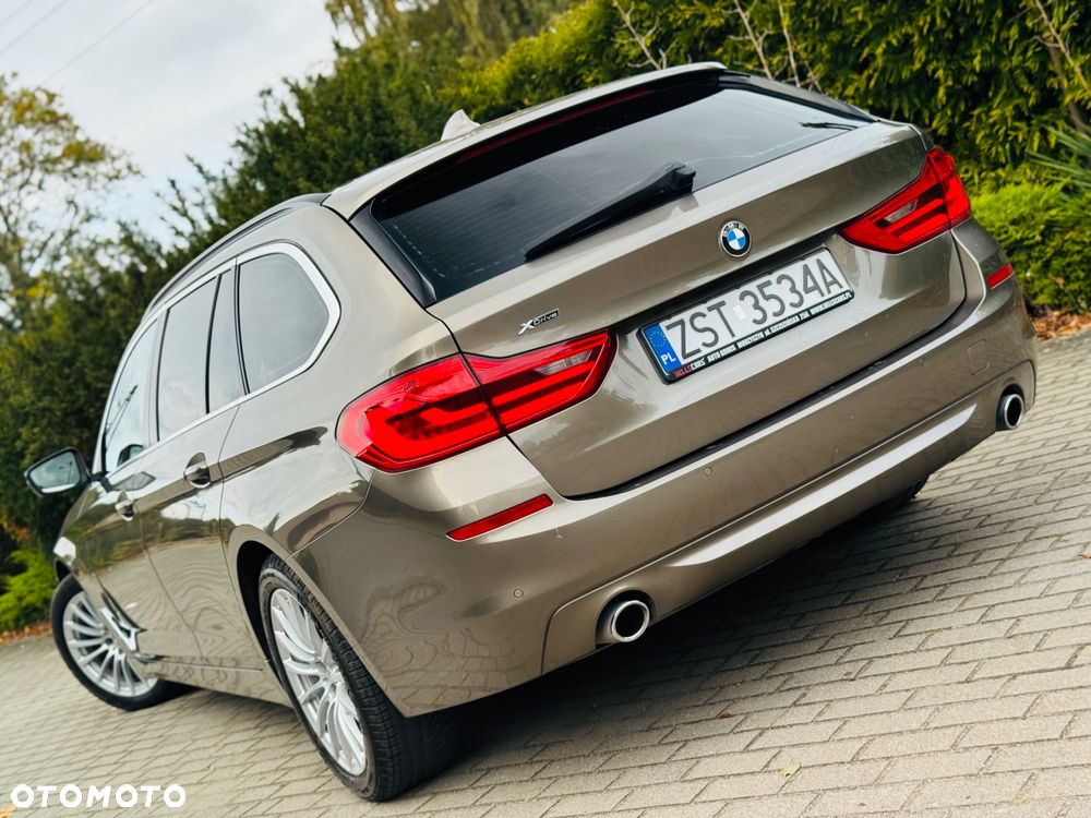 BMW Seria 5 520d xDrive Touring - 4