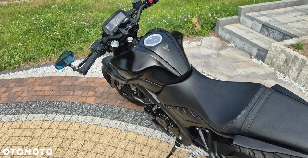 Yamaha MT - 13