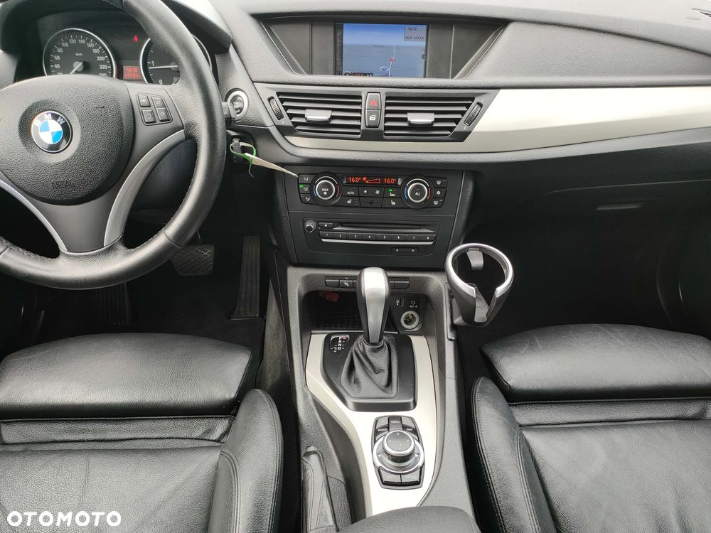 BMW X1 xDrive18d xLine - 22