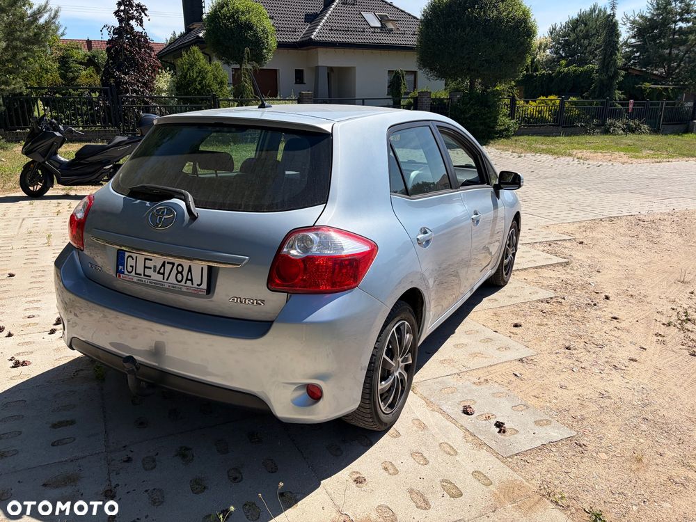 Toyota Auris 1.33 VVT-i Premium - 8