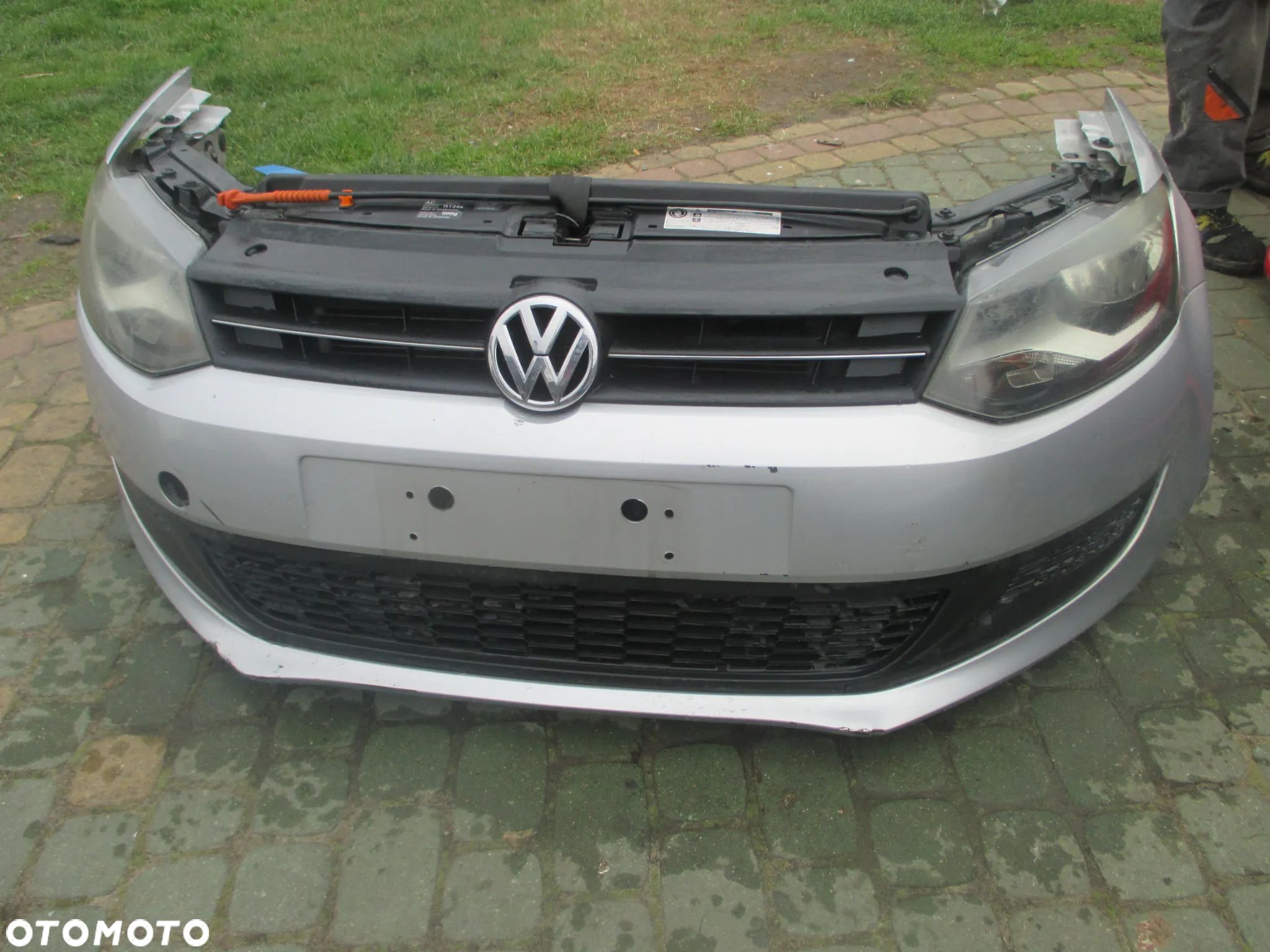 Pas chłodnica lampy zderzak chlodnica VW POLO V - 1