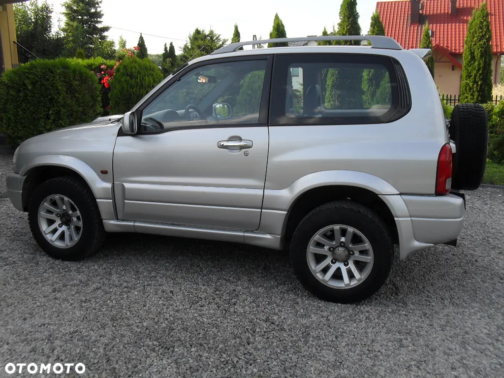 Suzuki Grand Vitara 2.0 TD Comfort - 28