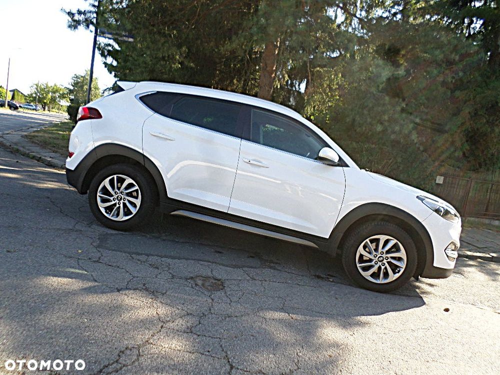 Hyundai Tucson 1.6 GDI BlueDrive Style 2WD - 37
