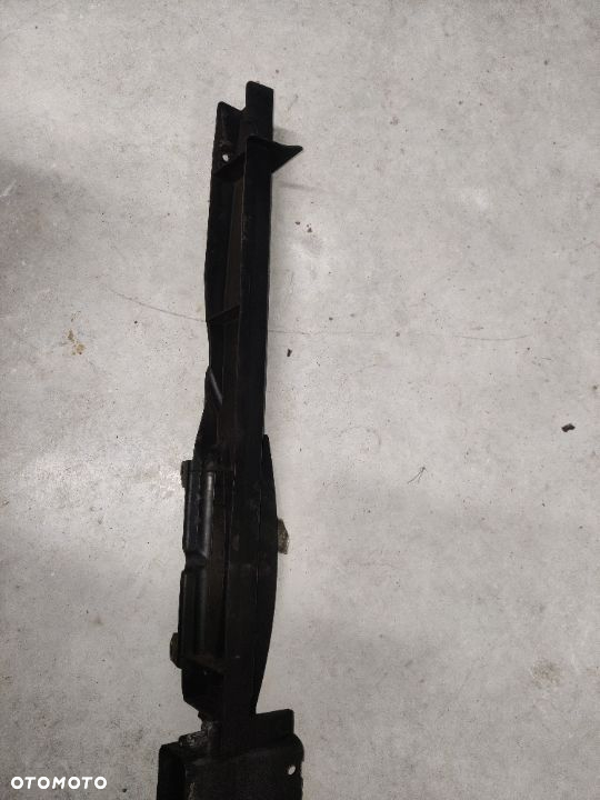 Kierownica powietrza Skoda Octavia 2 FL II lift Wlot powietrza 1Z0121285D - 9