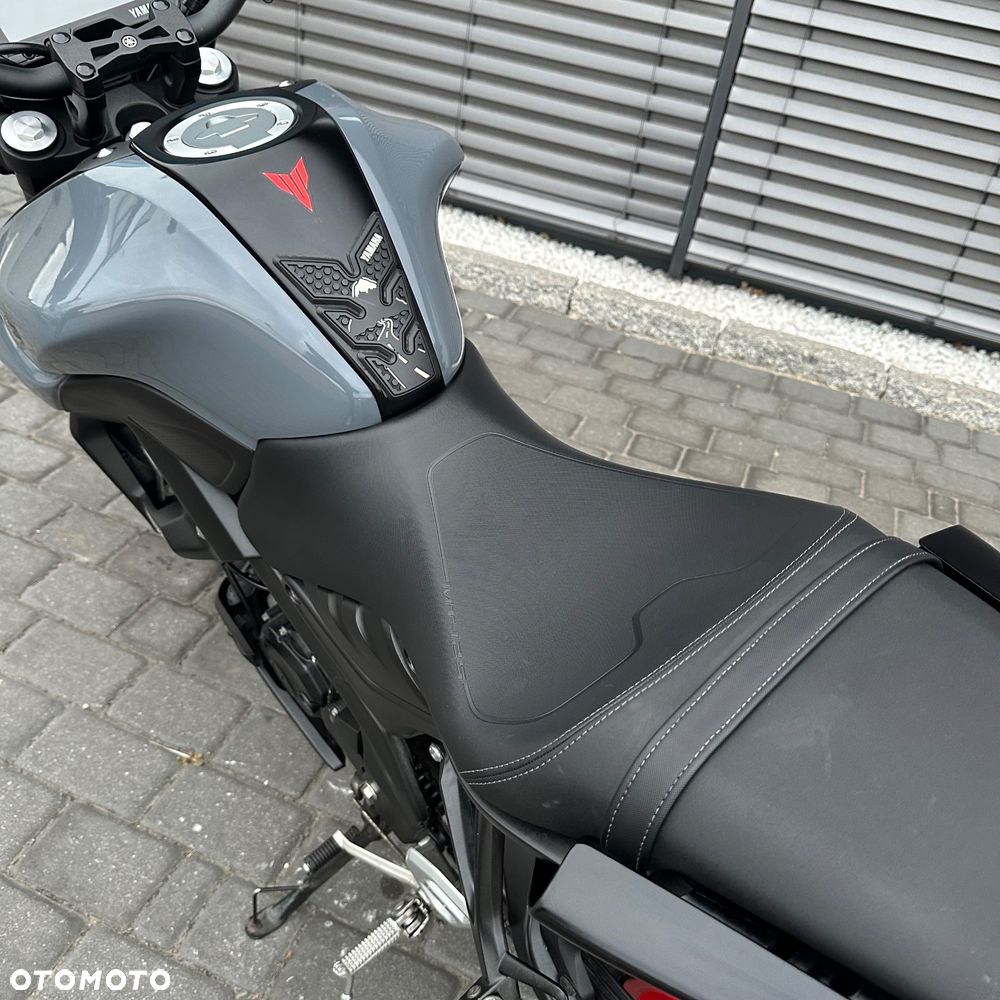 Yamaha MT - 12