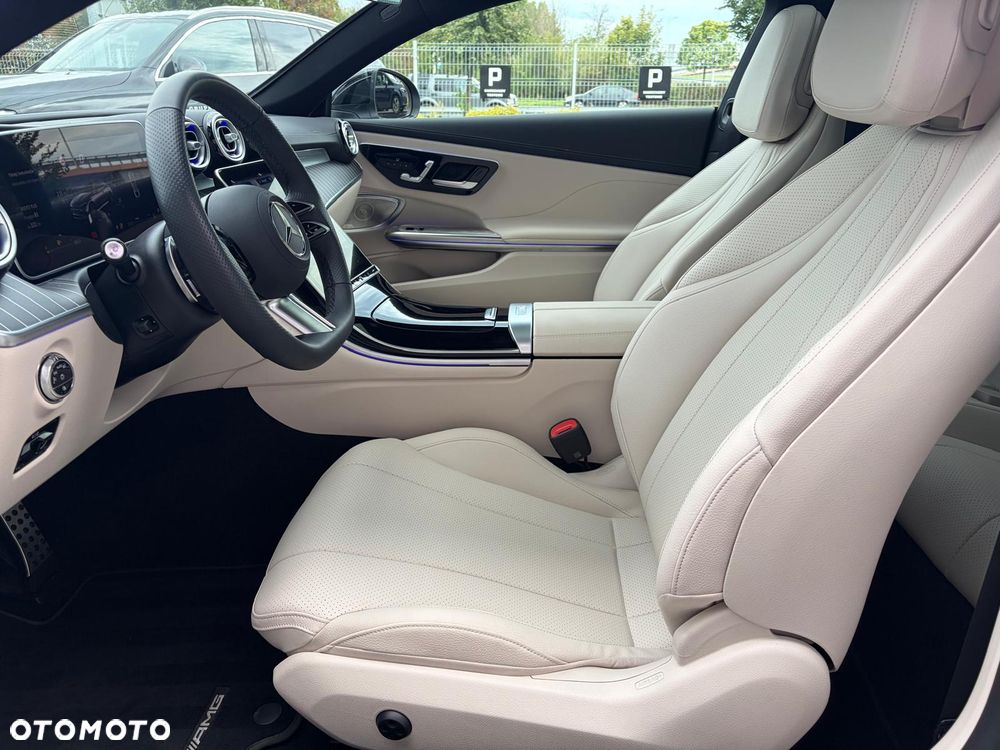 Mercedes-Benz CLE 300 4Matic 9G-TRONIC Edition AMG Line - 11