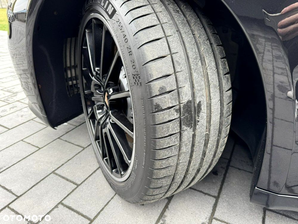 Porsche Panamera - 33