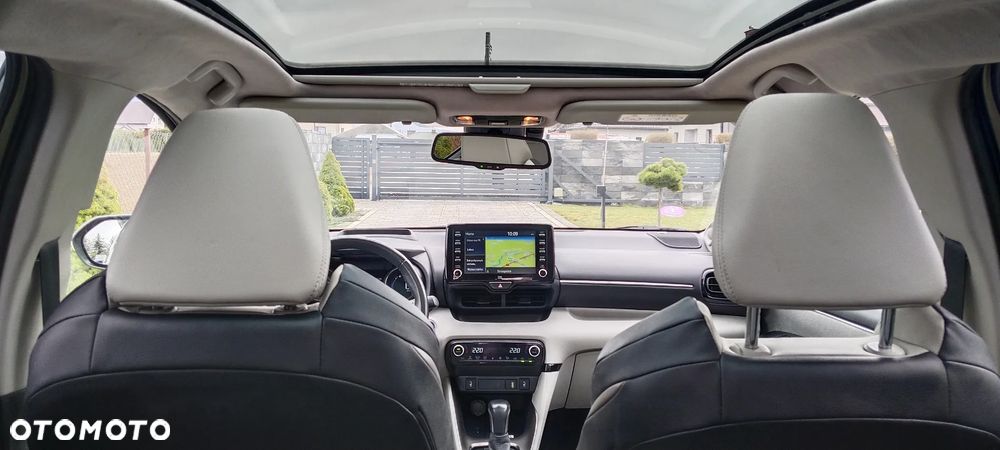 Toyota Yaris Hybrid 1.5 Executive - 9