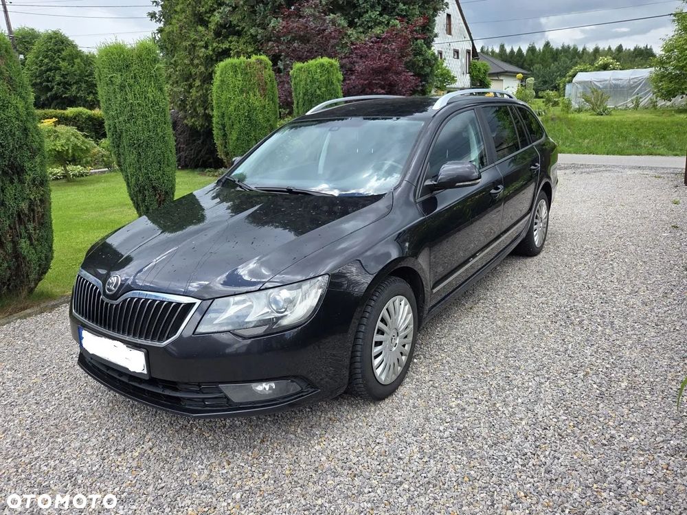 Skoda Superb 2.0 TDI Ambition - 4