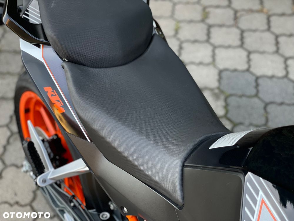 KTM Duke - 18