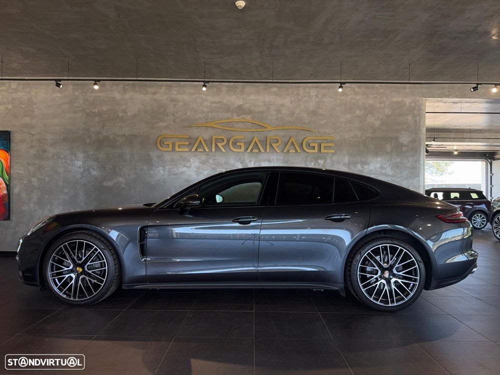 Porsche Panamera 4 S - 5