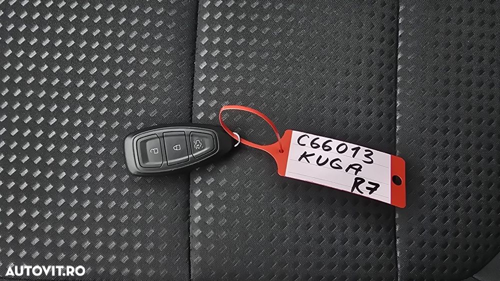 Ford Kuga 2.5 Duratec FWD PHEV ST-Line - 21