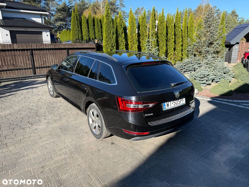 Skoda Superb 1.6 TDI Active - 9