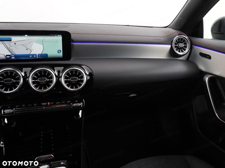 Mercedes-Benz CLA - 14