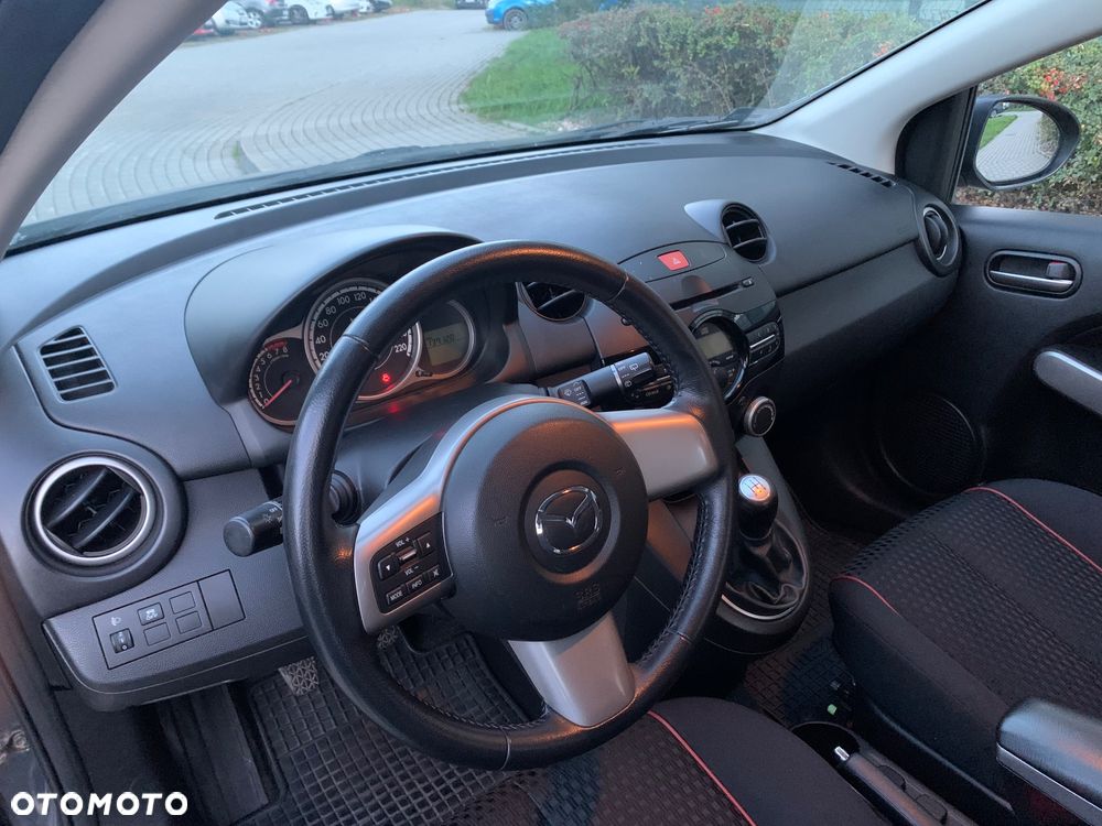 Mazda 2 1.3 Exclusive - 17