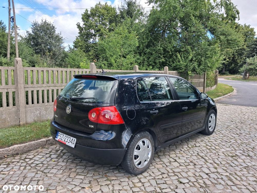 Volkswagen Golf - 3