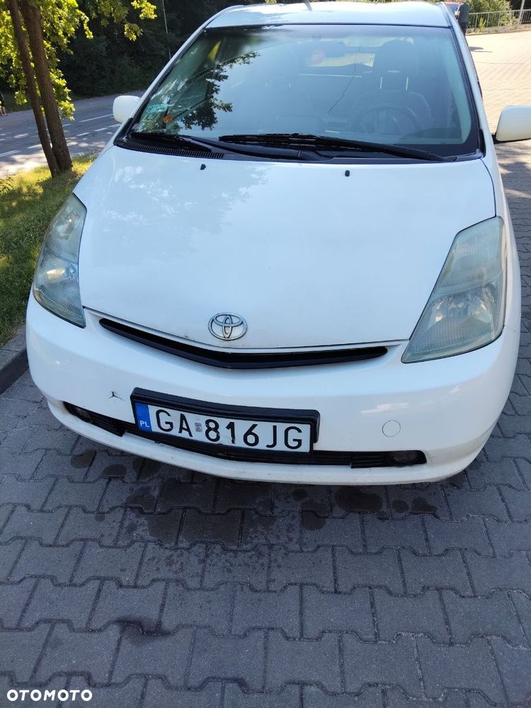 Toyota Prius 1.5 VVT-i Sol - 1
