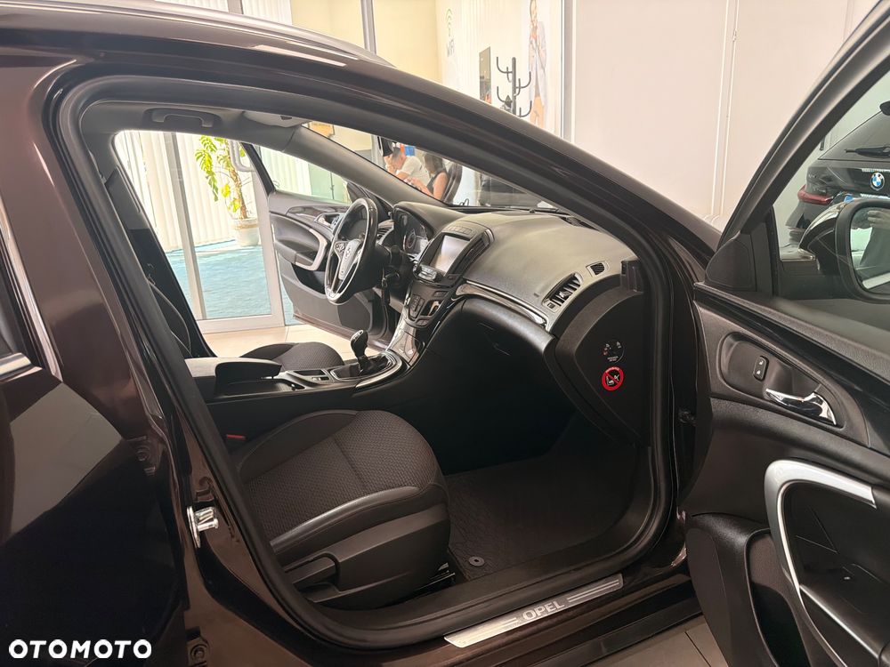 Opel Insignia - 27
