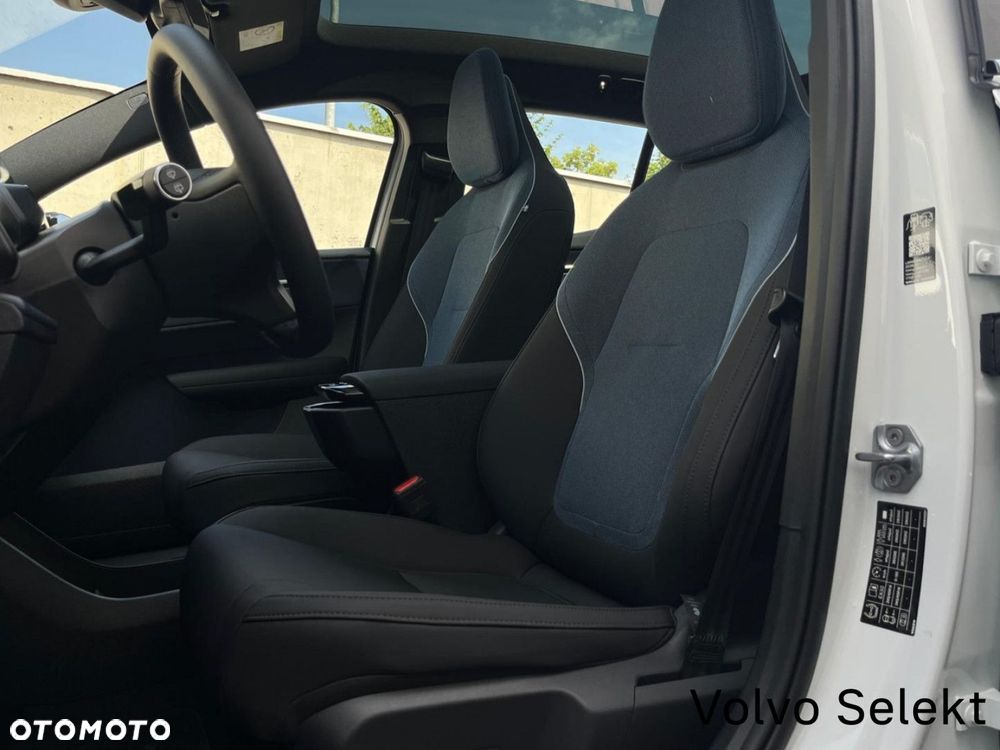 Volvo EX30 - 16
