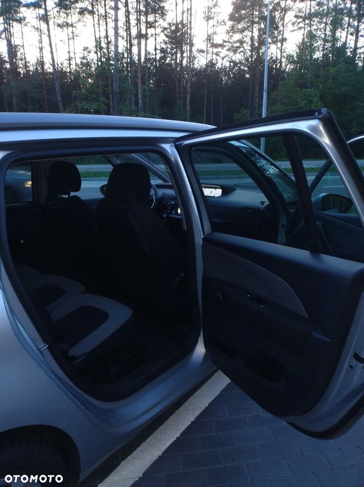 Citroën C4 Picasso 1.6 e-HDi Attraction - 11