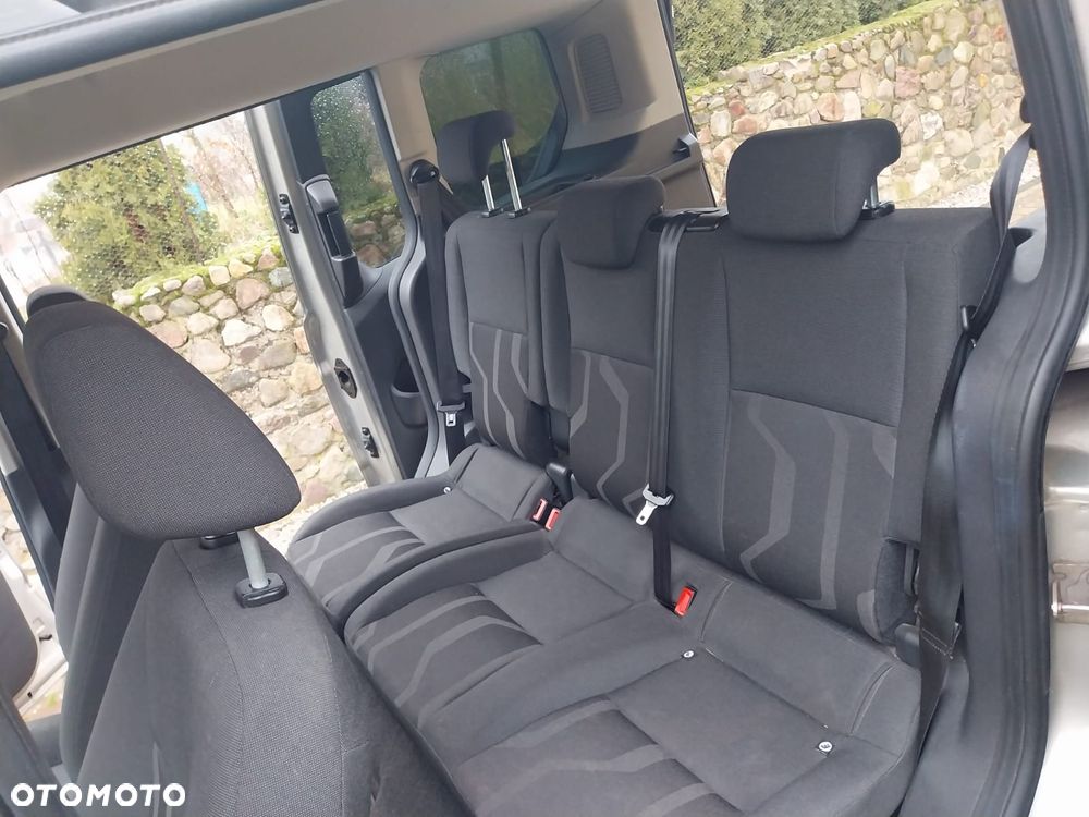 Ford Tourneo Connect - 6