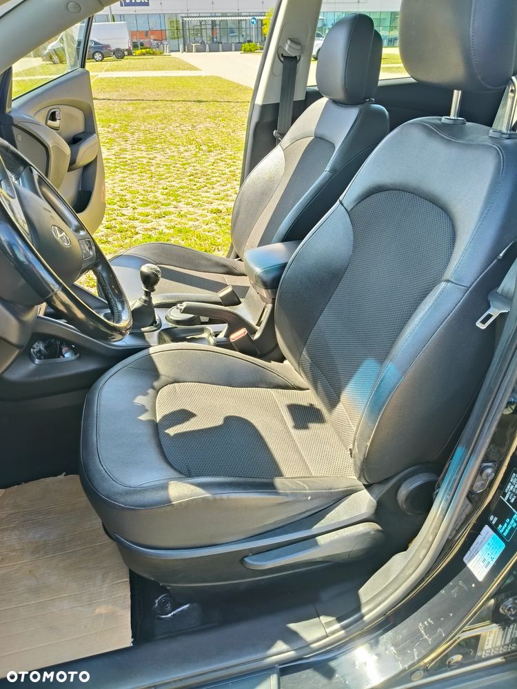 Hyundai ix35 1.7 CRDi Premium 2WD - 4