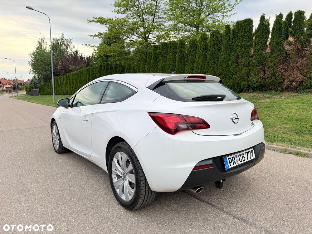 Opel Astra - 4